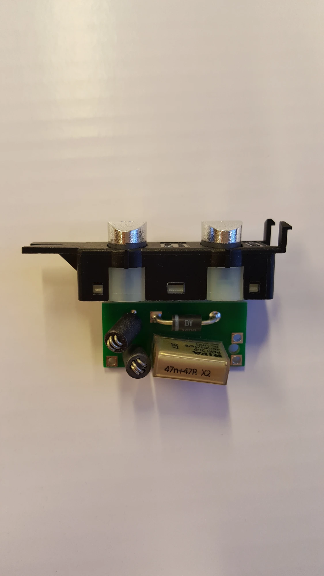 70669_0.jpg